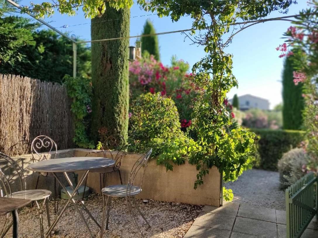 Un Gite En Provence - Les Jardins De Fontanille แซ็งต์-เรมีย์-เดอ-โพรวองซ์ ภายนอก รูปภาพ